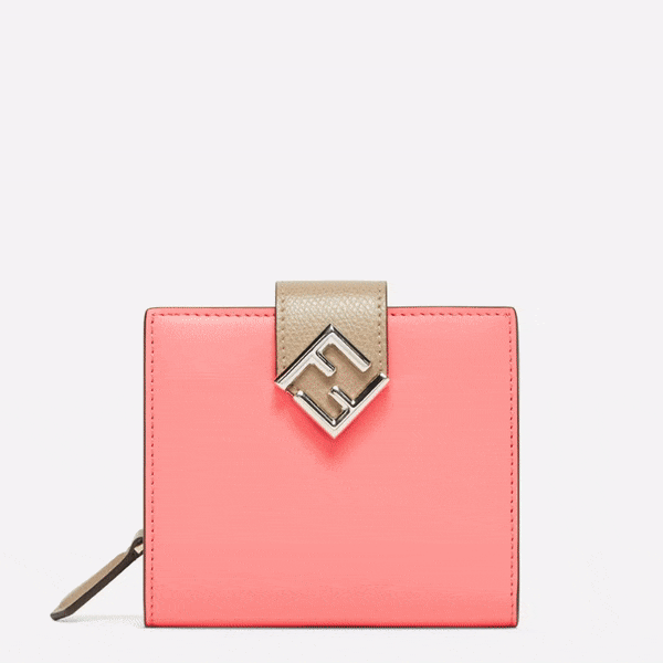 FENDI　leather compact  wallet