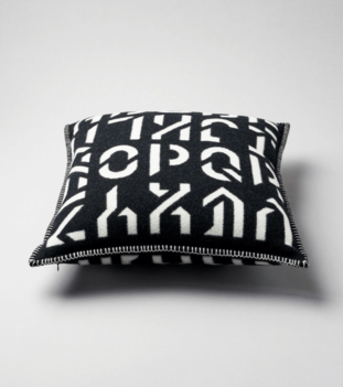 BYREAD　cushion